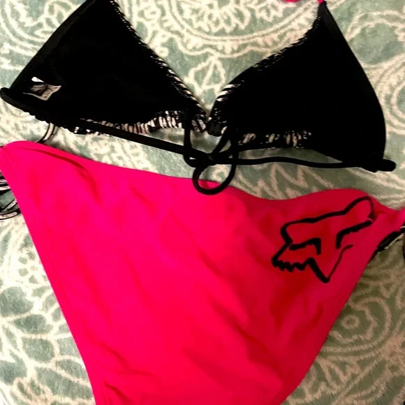 Rare’ fox bikini set